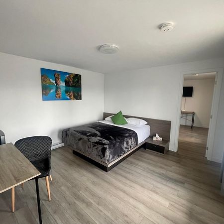 Motel Saint Bruno Bagian luar foto