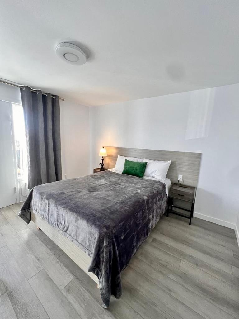Motel Saint Bruno Bagian luar foto