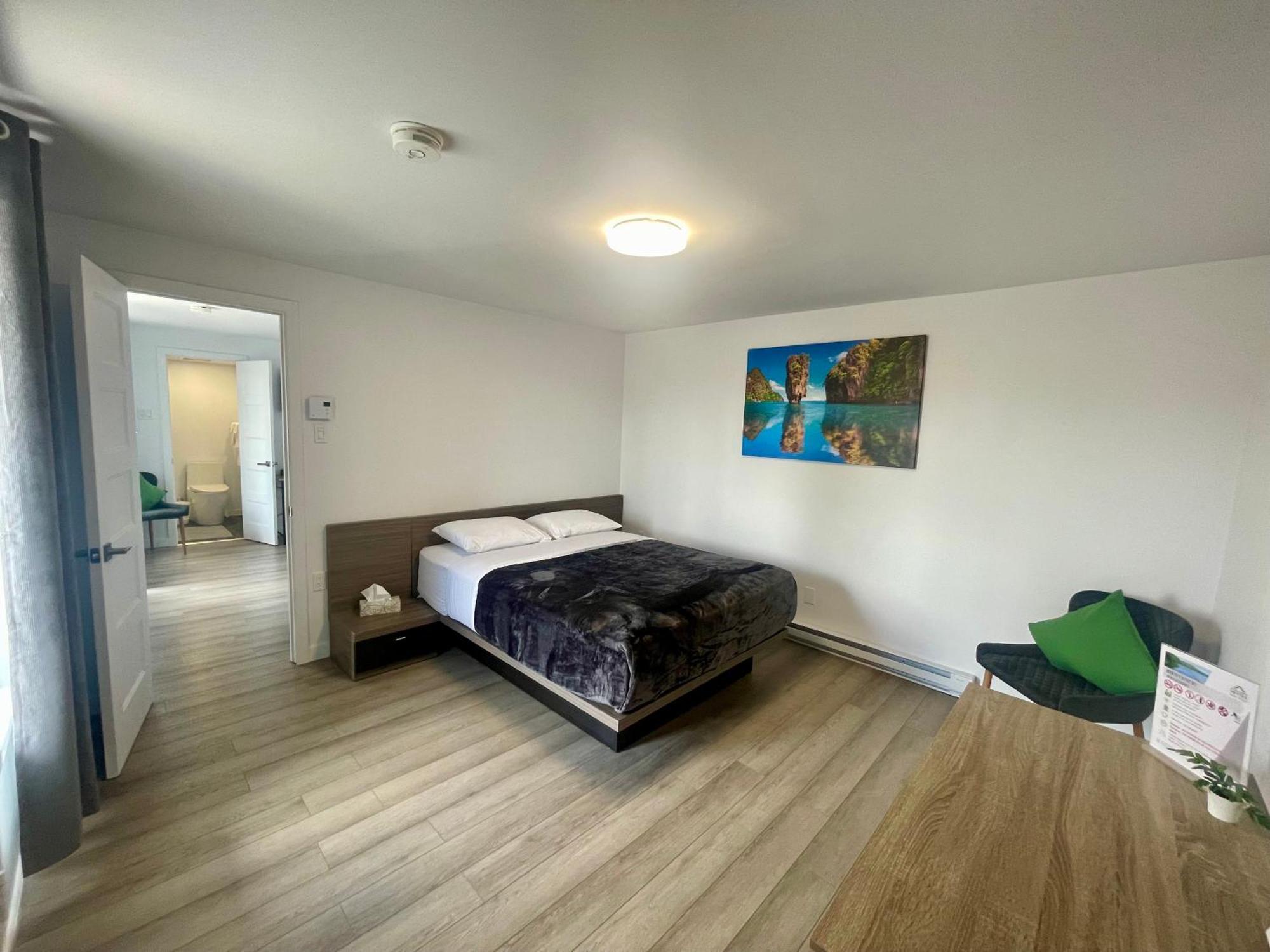 Motel Saint Bruno Bagian luar foto