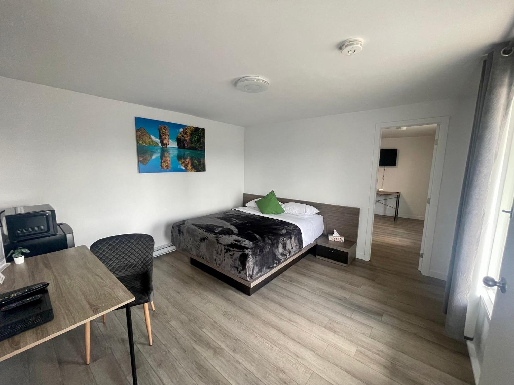 Motel Saint Bruno Bagian luar foto