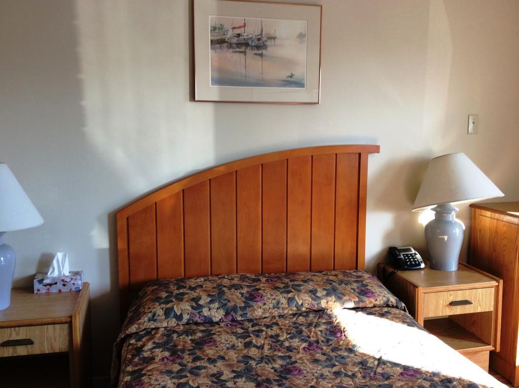 Motel Saint Bruno Bagian luar foto